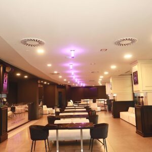 foto money club milano 10