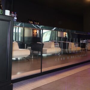 foto money club milano 11
