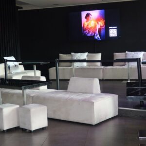 foto money club milano 12