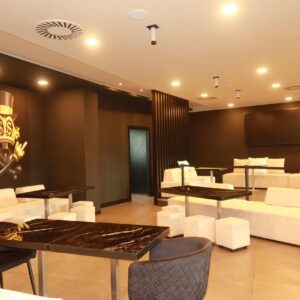 foto money club milano 5